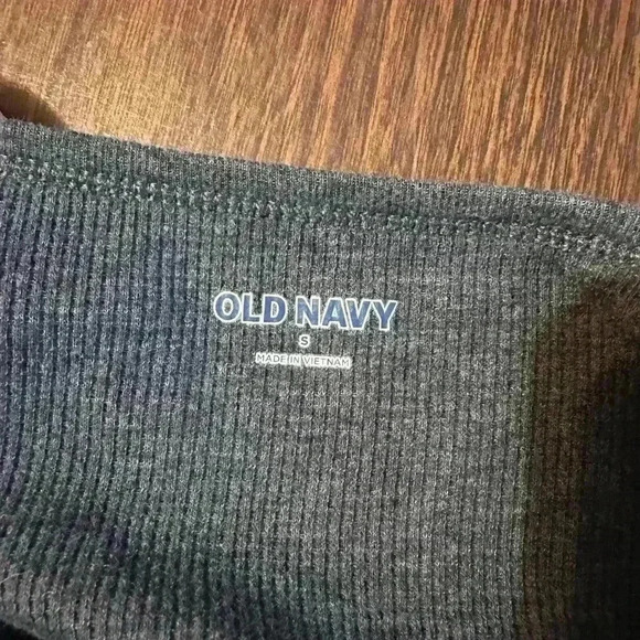 Old Navy Women’s Size Small Grey LS Henley. Lightweight. - Picture 5 of 6